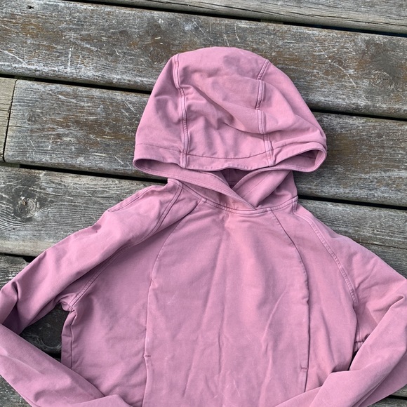 Lululemon Scuba Pullover
Washed Quicksand - Picture 10 of 13